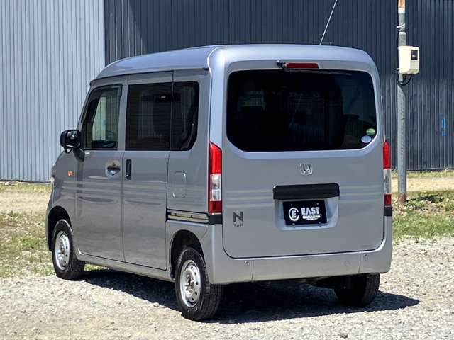 Honda N-VAN 8