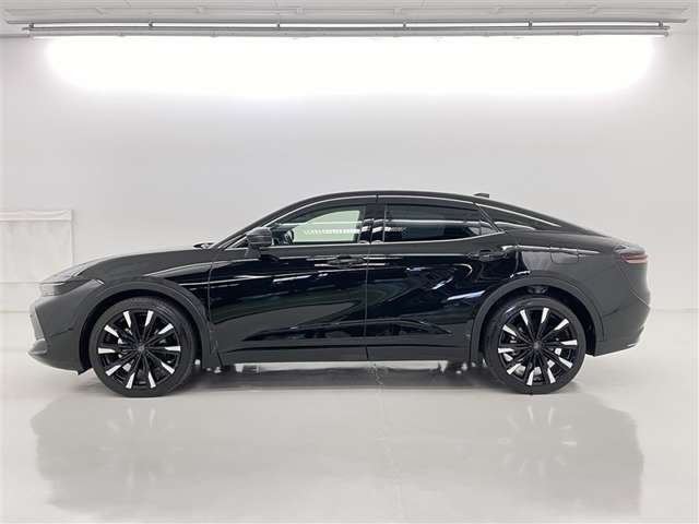 Toyota Crown Crossover 5