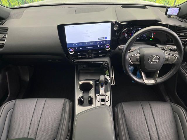 Lexus NX 2