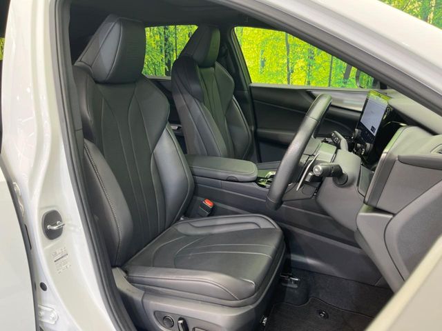 Lexus NX 8