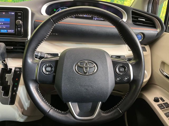 Toyota Sienta 12