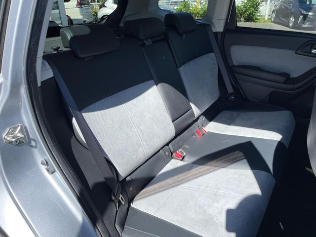 Subaru Forester 10