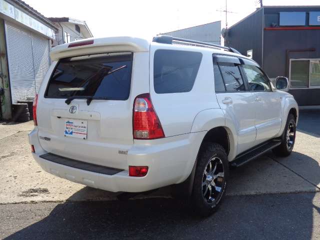 Toyota Hilux Surf 6
