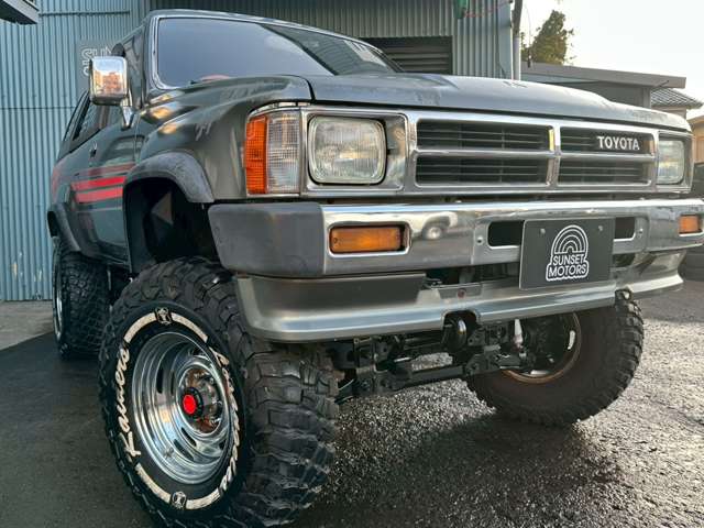 Toyota Hilux Surf 7