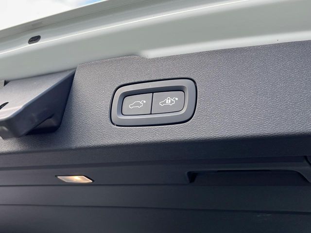 Volvo V60 Cross Country 10