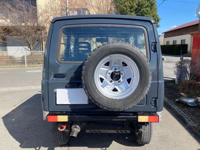 Suzuki Jimny 5