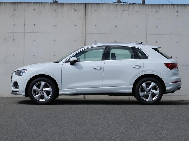 Audi Q3 5