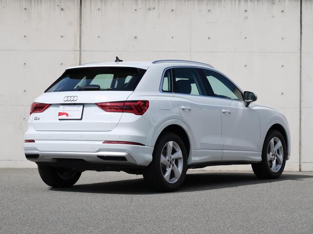 Audi Q3 6