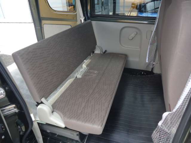 Suzuki Every 12