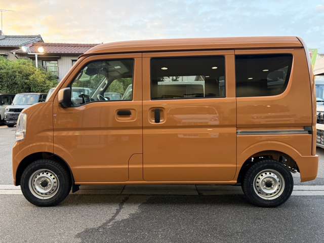 Suzuki Every 12