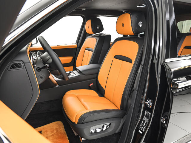 Rolls-Royce カリナン 11