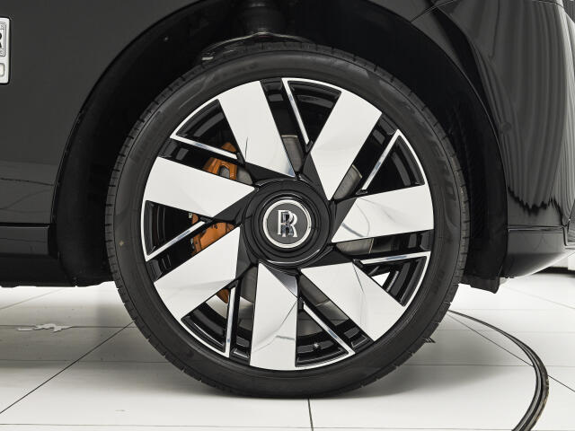Rolls-Royce カリナン 8