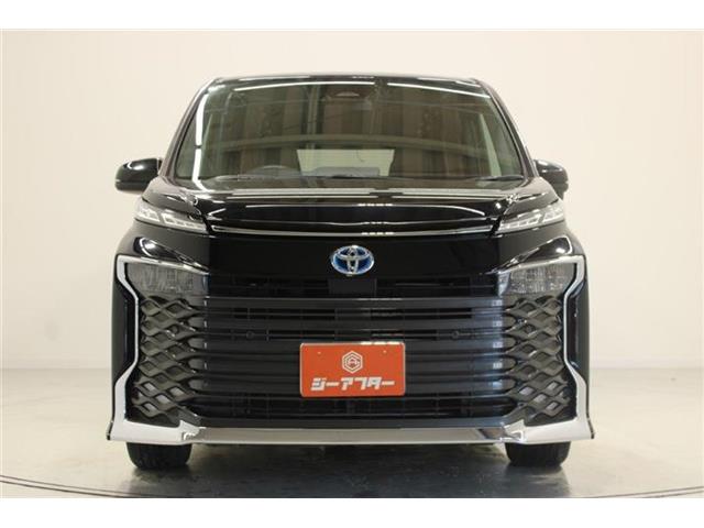 Toyota Voxy 7