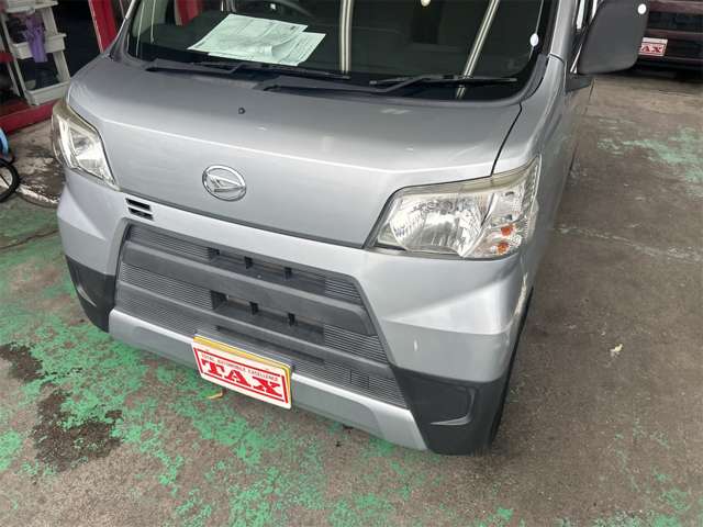 Daihatsu Hijet Cargo 12