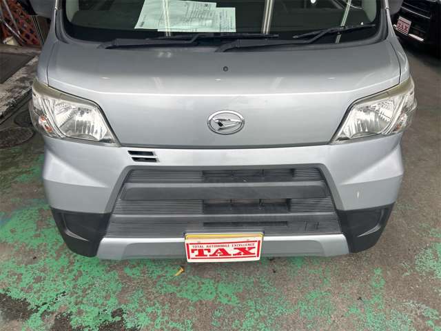 Daihatsu Hijet Cargo 9