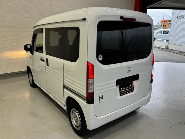 Honda N-VAN 8