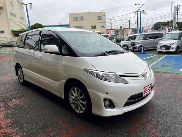 Toyota Estima 2