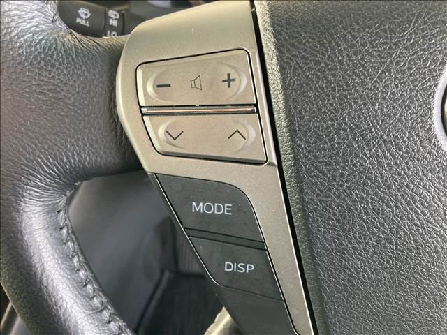 Toyota Alphard 12