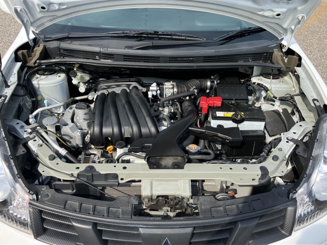 Mitsubishi ランサーカーゴ 2