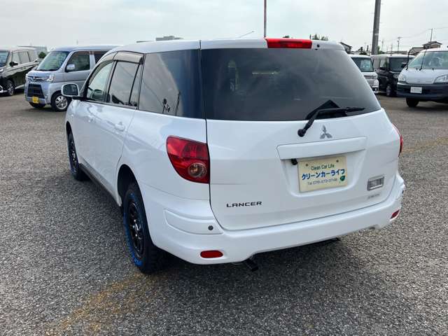 Mitsubishi ランサーカーゴ 7