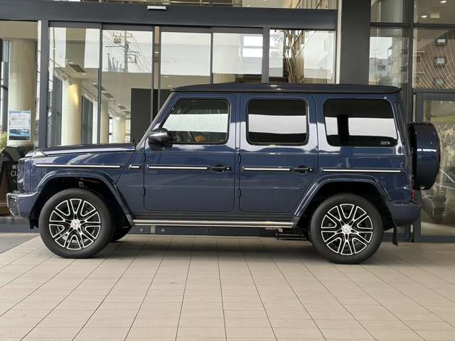 Mercedes-Benz G-Class 4