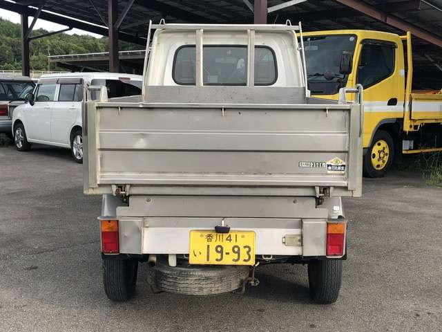 Daihatsu Hijet Pickup 8