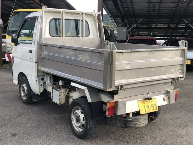 Daihatsu Hijet Pickup 9