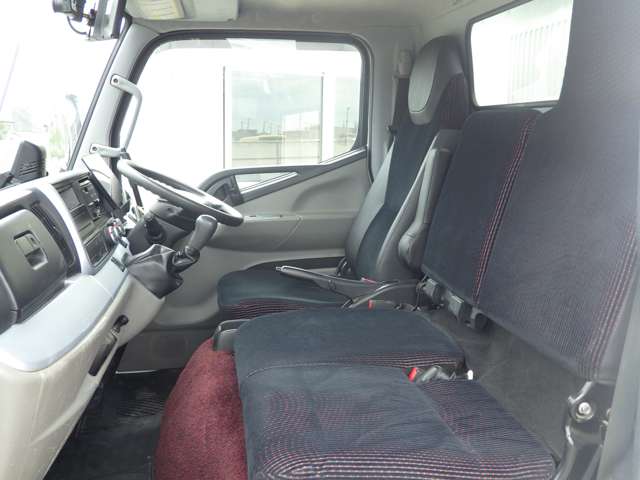 Mitsubishi Fuso Canter 11