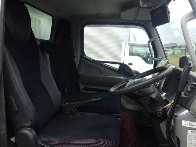 Mitsubishi Fuso Canter 10