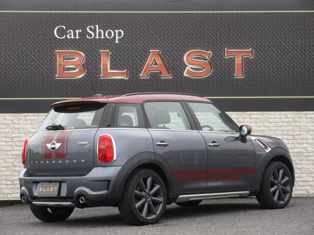 MINI Crossover 10