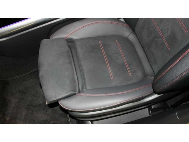 Mercedes-Benz GLA-Class 9