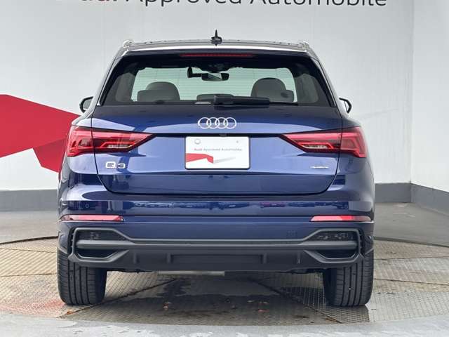 Audi Q3 6