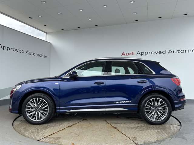 Audi Q3 9