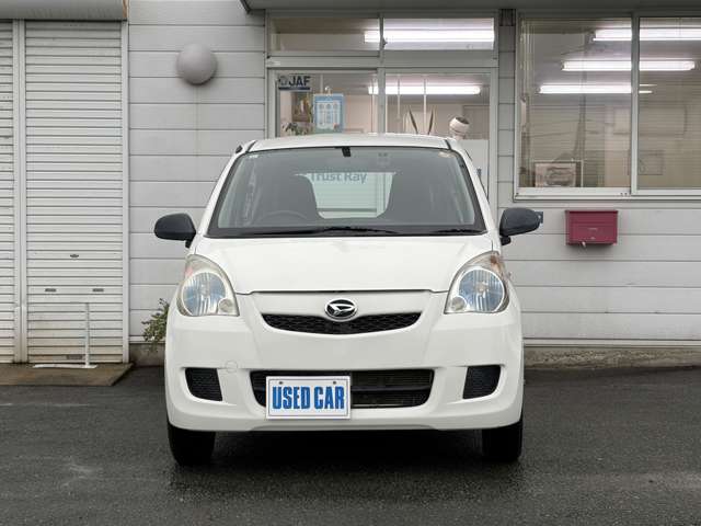 Daihatsu Mira 5
