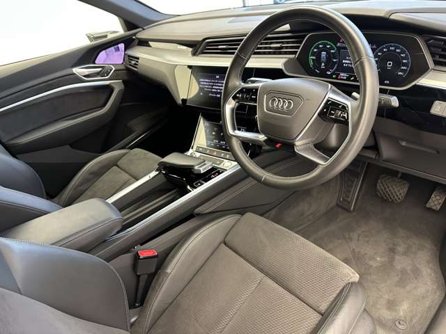 Audi e-tron Sportback 12