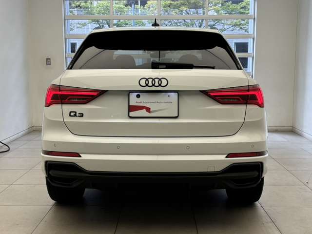 Audi Q3 8