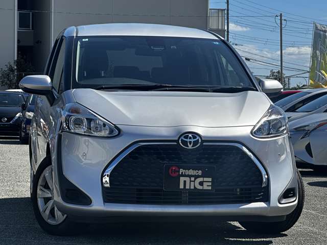 Toyota Sienta 6