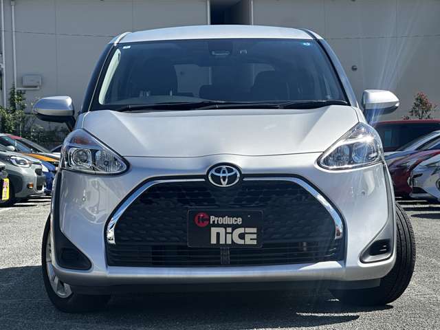 Toyota Sienta 10