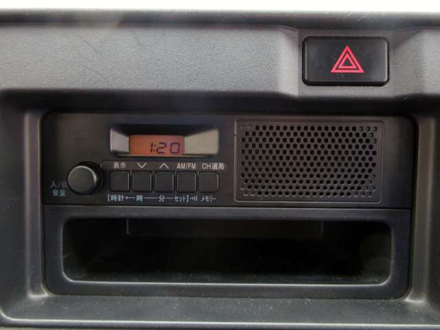 Daihatsu Hijet Cargo 7