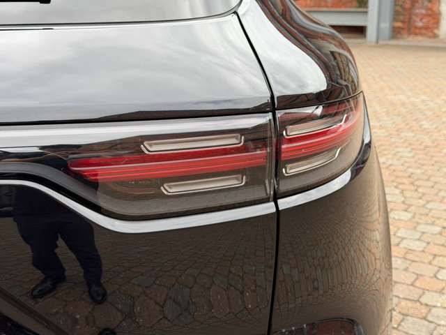 Porsche Cayenne 12