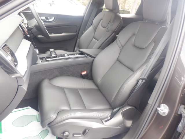 Volvo XC60 11