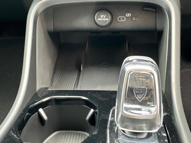 Volvo XC40 8