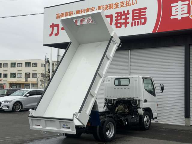 Mitsubishi Fuso Canter 4