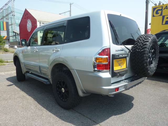 Mitsubishi Pajero 3