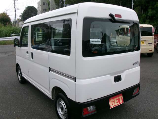Daihatsu Hijet Cargo 12