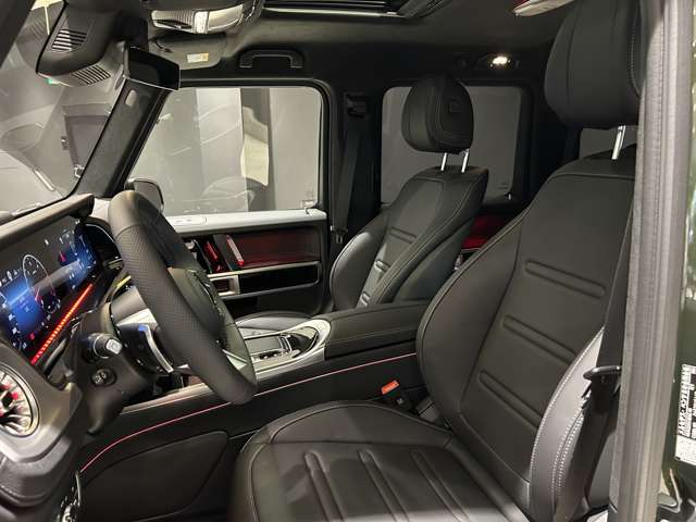Mercedes-Benz G-Class 8