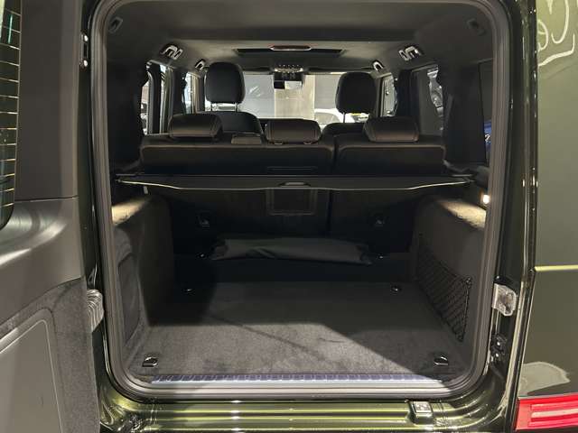 Mercedes-Benz G-Class 10