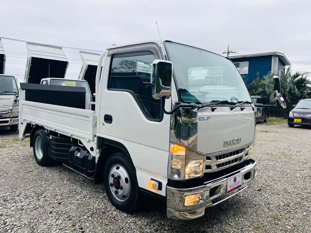 Isuzu Elf 2