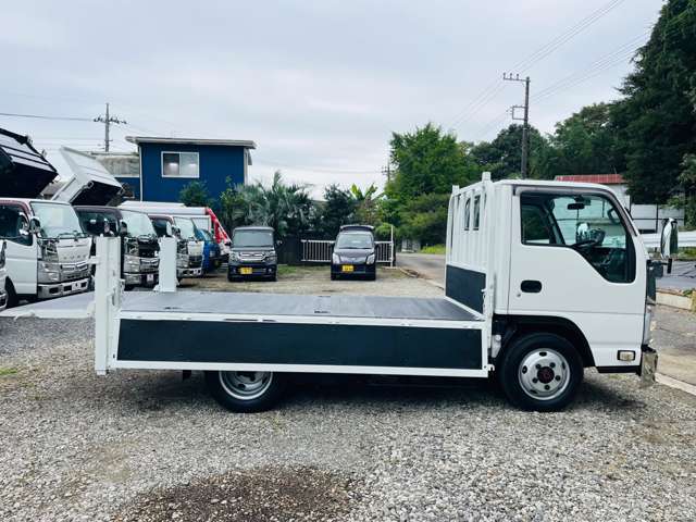 Isuzu Elf 10