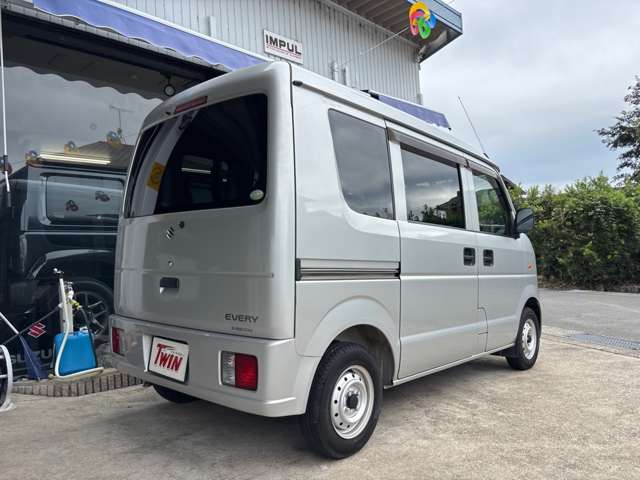 Suzuki Every 11